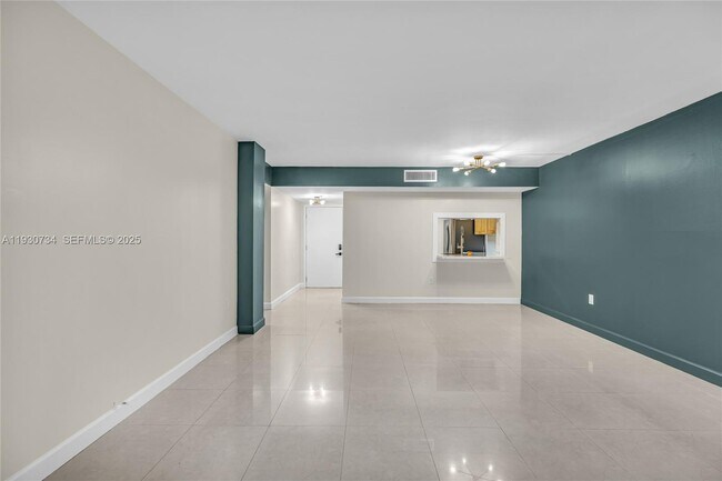 Building Photo - 8400 SW 133rd Avenue Rd