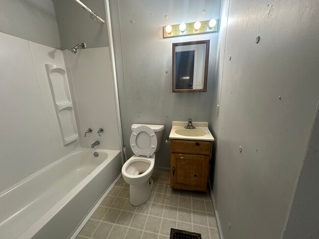 Building Photo - 19 Elizabeth St