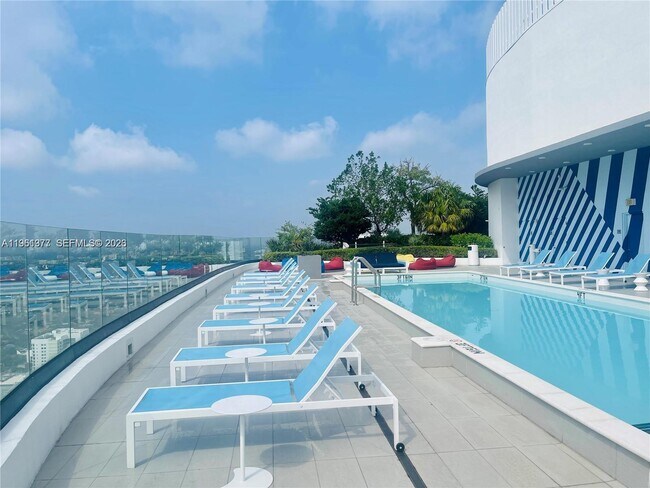 Building Photo - 45 SW 9th St