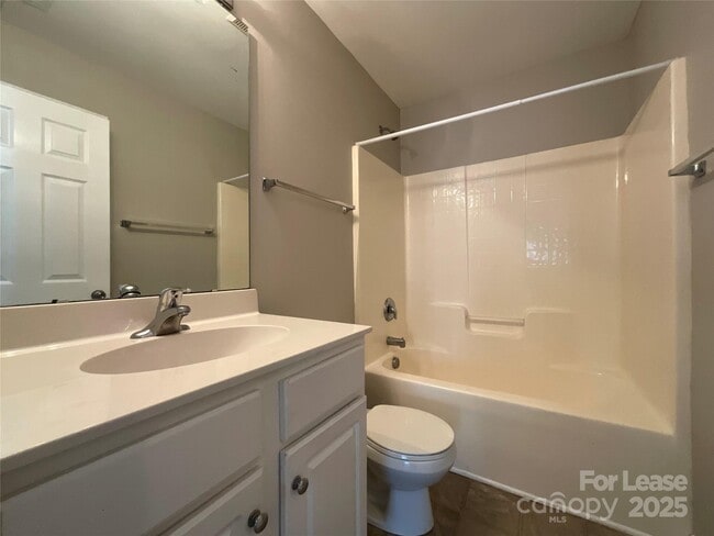 Building Photo - 2111 Arbor Vista Dr