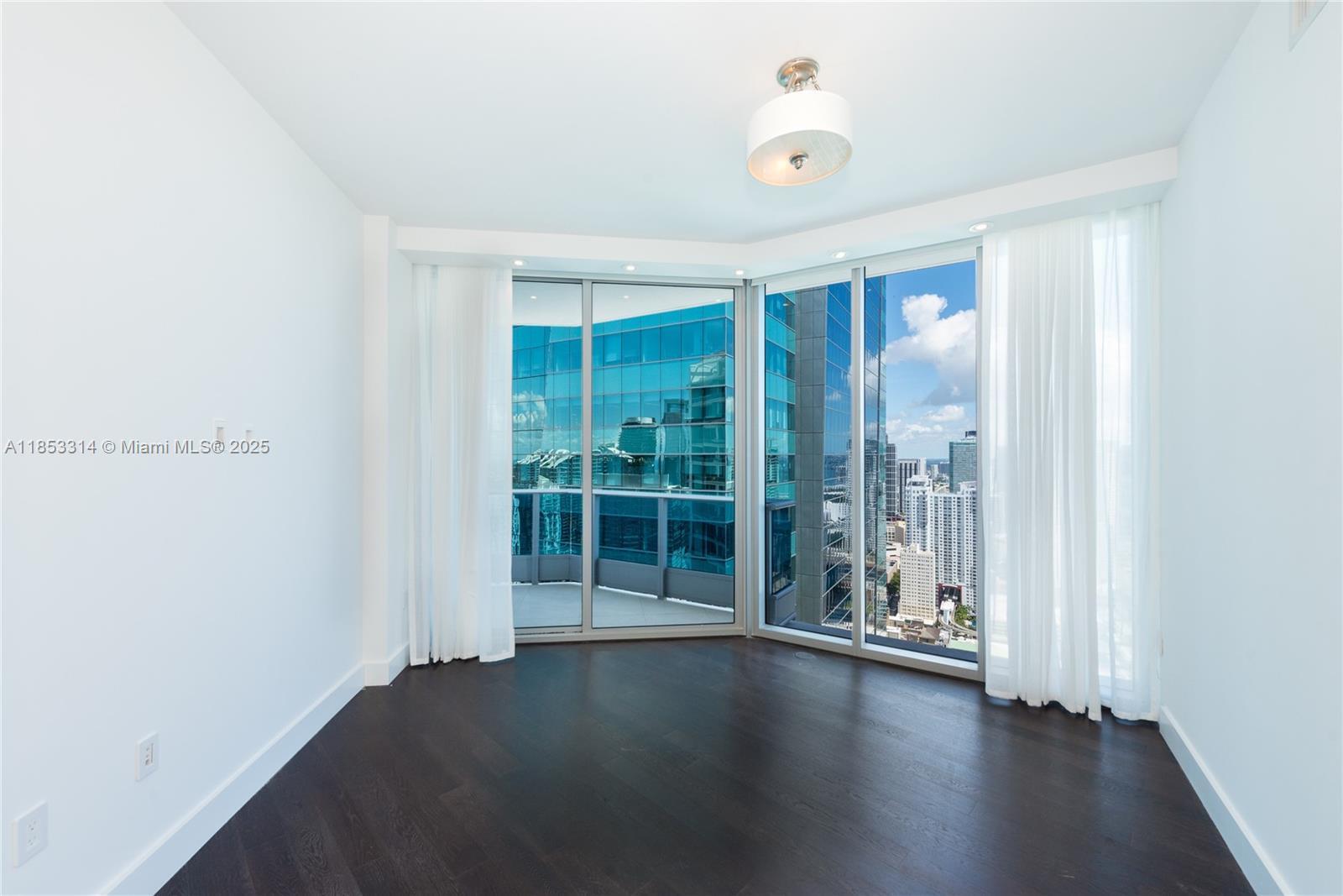 Building Photo - 200 Biscayne Boulevard Way