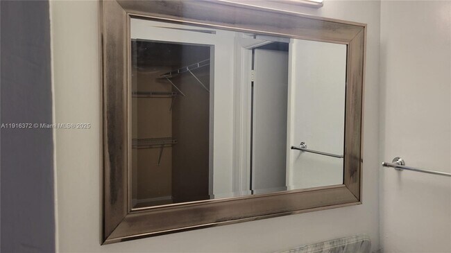 Building Photo - 3841 Environ Blvd