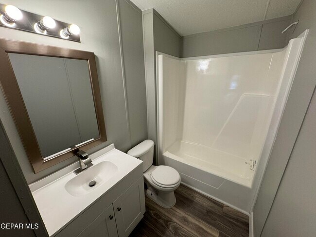 Building Photo - 241 Passmore Rd