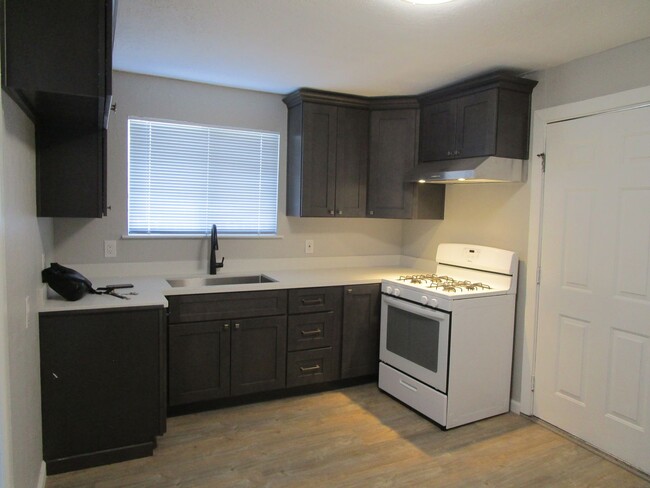 Primary Photo - MOVE-IN SPECIAL: $500 OFF 1ST MONTHS RENT ...