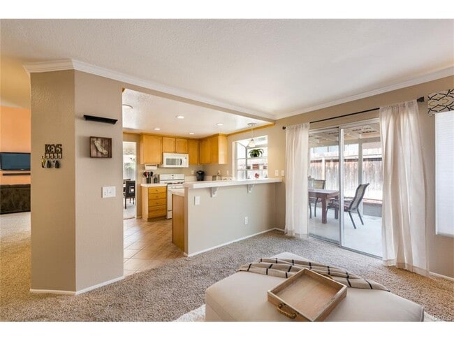 Building Photo - 2482 Sena St