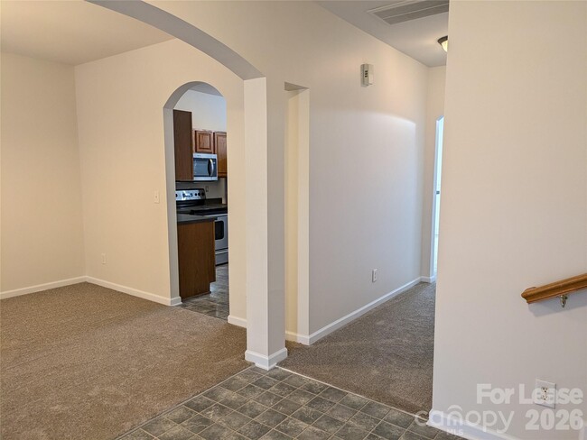 Building Photo - 11108 Aprilia Ln