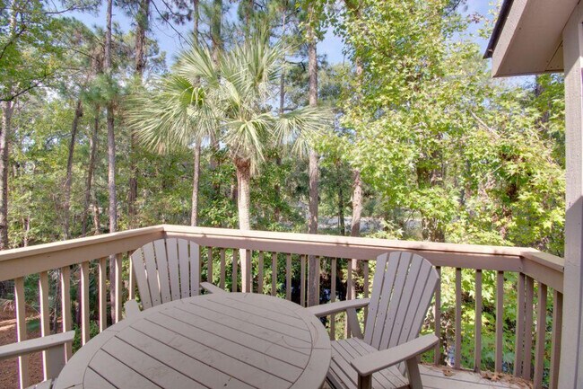 Building Photo - 10 Dune House Ln