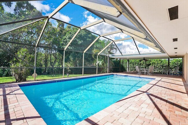 Building Photo - 1104 Little Harbor Dr