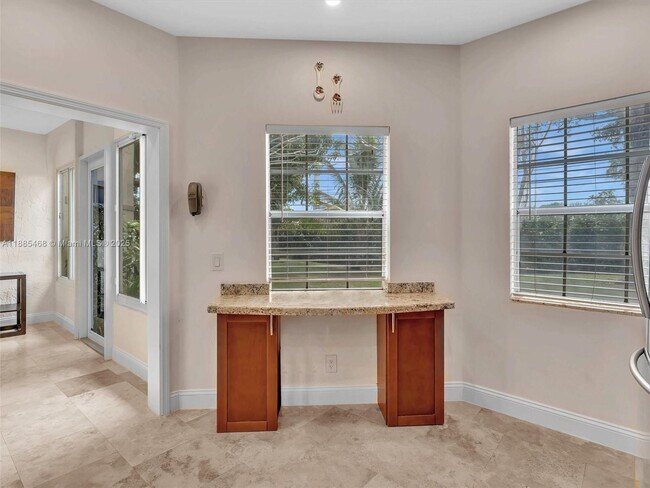 Building Photo - 6538 Via Regina