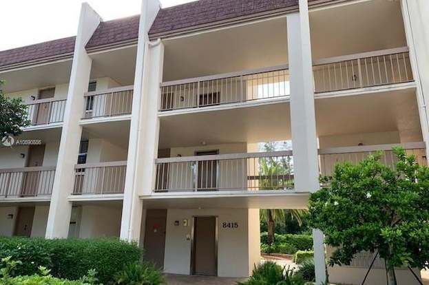 Building Photo - 8409 Forest Hills Dr