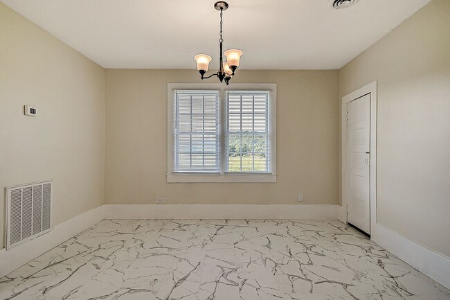 Building Photo - 4470 Lonesome Pine Trail