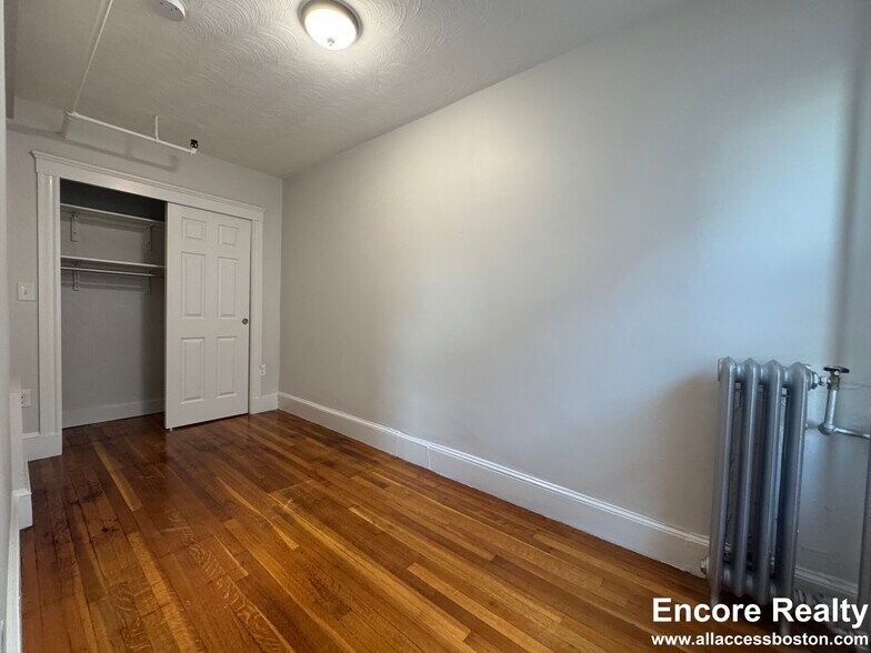 Building Photo - 1630 Commonwealth Ave