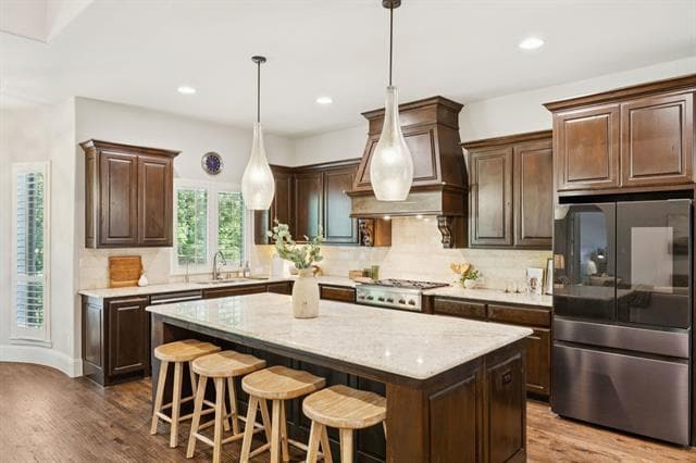 Building Photo - 204 Chisholm Trail