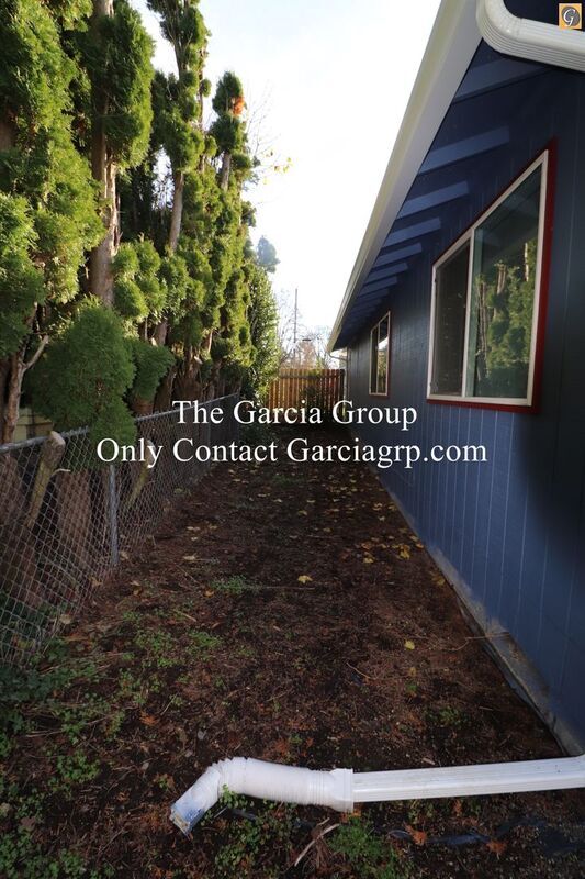 Building Photo - 4505 NE Emerson St