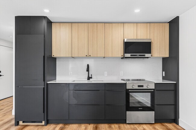 Building Photo - 3400 Tennyson St