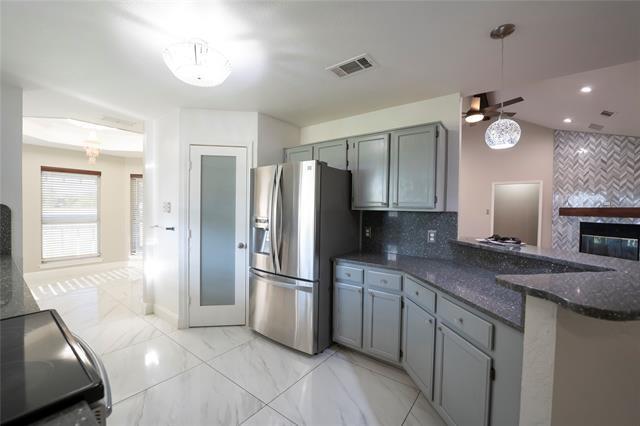 Building Photo - 9083 Prestonview Dr