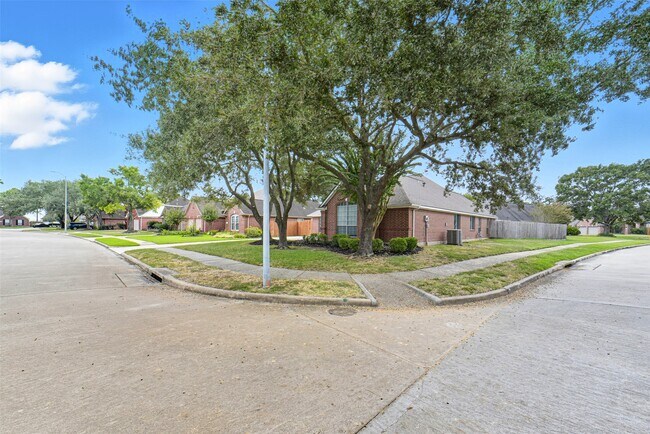 Building Photo - 9431 Tarton Way Ct