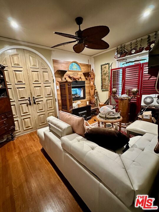 Building Photo - 1362 Masselin Ave