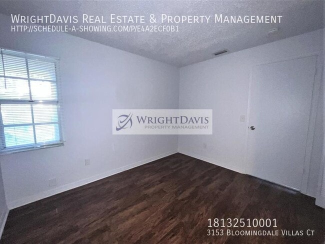 Building Photo - 3153 Bloomingdale Villas Ct