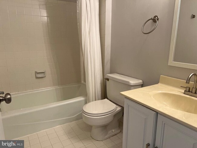 Building Photo - 7384 Jiri Woods Ct