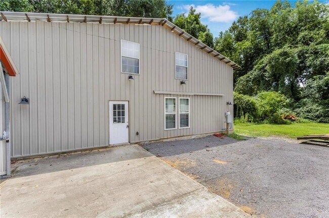 Building Photo - 52898 State Highway 59, A