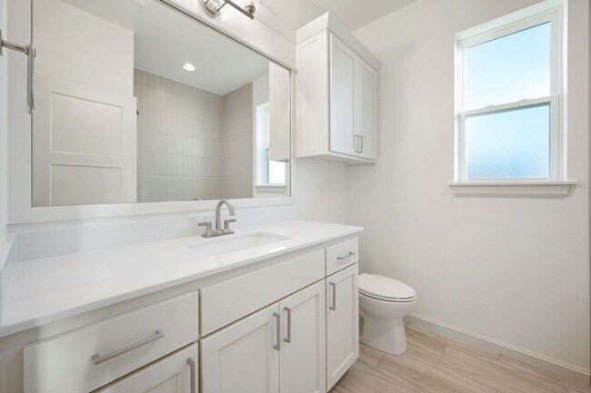 Building Photo - 5017 Misty Wood Ln