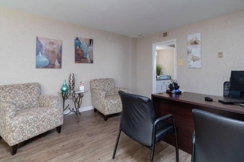 Building Photo - Corona del Norte