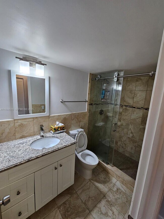 Building Photo - 9273 Collins Ave