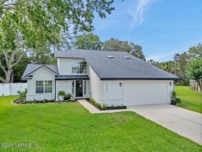 Building Photo - 14352 Crystal Cove Dr S