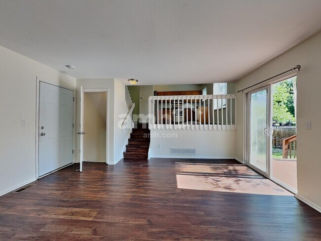 Building Photo - 13656 Adams St