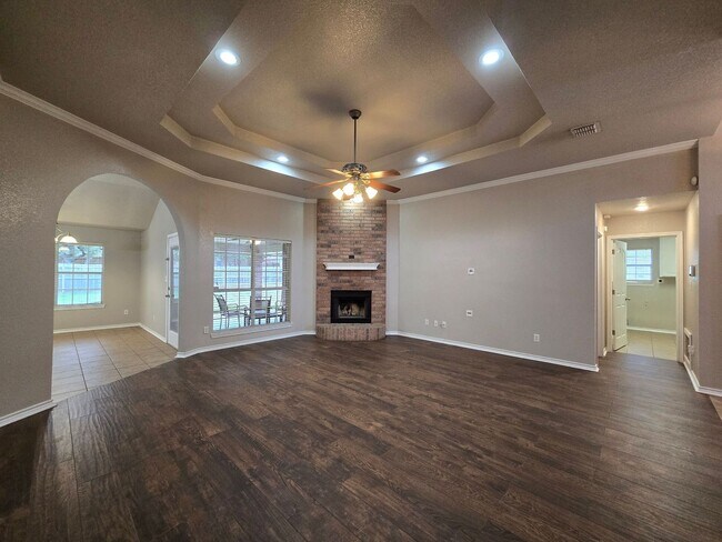 Building Photo - 5609 Hunters Ridge Trail
