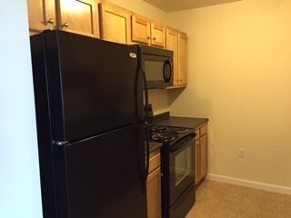 Building Photo - 80 Sentinel Court