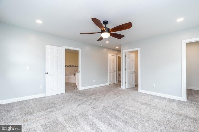 Building Photo - 402 Layfield Rd