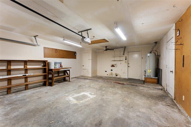 Building Photo - 29410 Sedgefield St