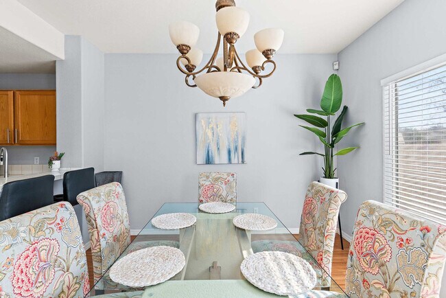 Building Photo - 4301 N 21st St