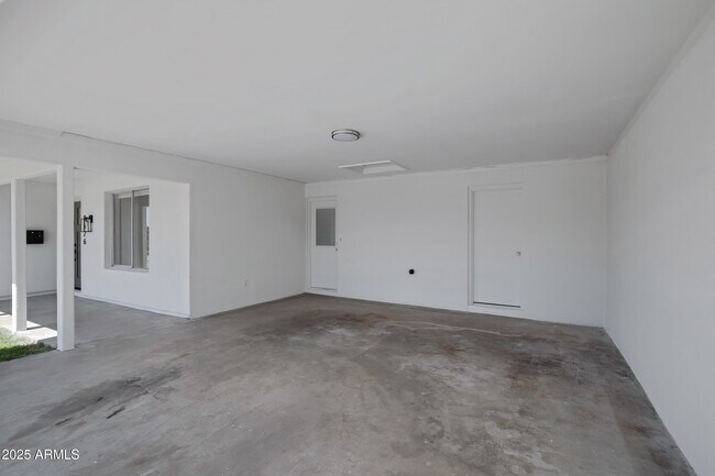 Building Photo - 8426 E Monterey Way