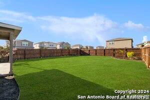 Building Photo - 12041 Silver Lgt
