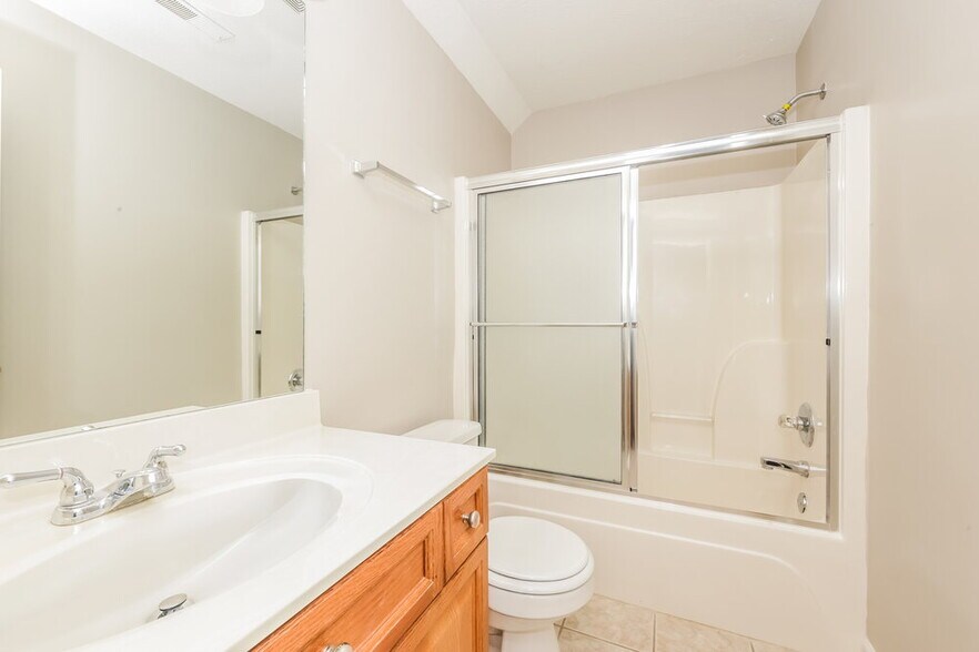 Building Photo - 1501 Teresa Ln