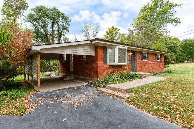 Building Photo - 4126 Pauls Ln