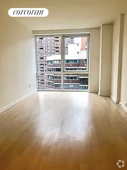 Building Photo - 340 E 23rd St