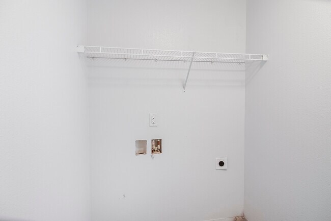 Building Photo - 7212 34th Ave NE