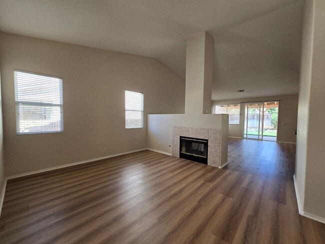 Building Photo - 42534 Coronet Ct