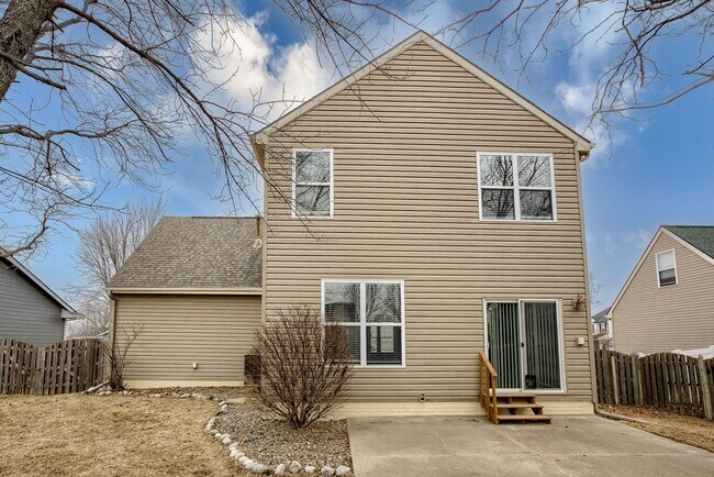 Building Photo - Spacious 4 Bedroom In Gretna!!