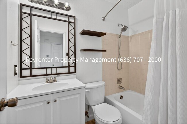 Building Photo - Spacious 3BR Home with Finished Basement in St. Charles