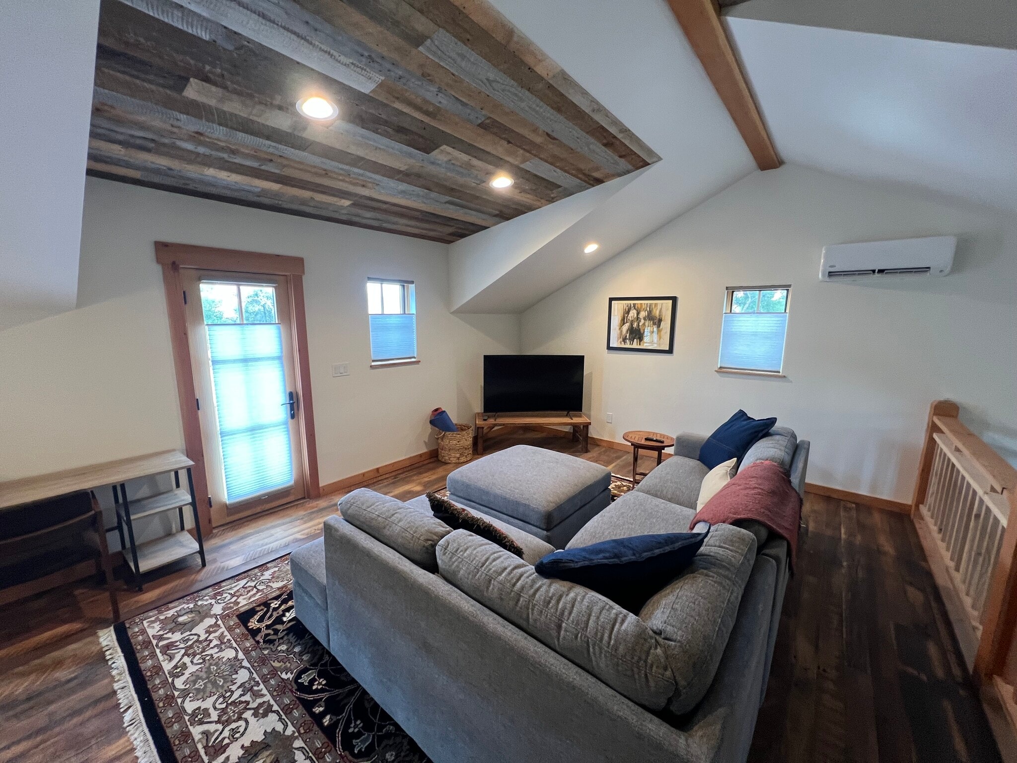 Building Photo - 1286 Dream Dr