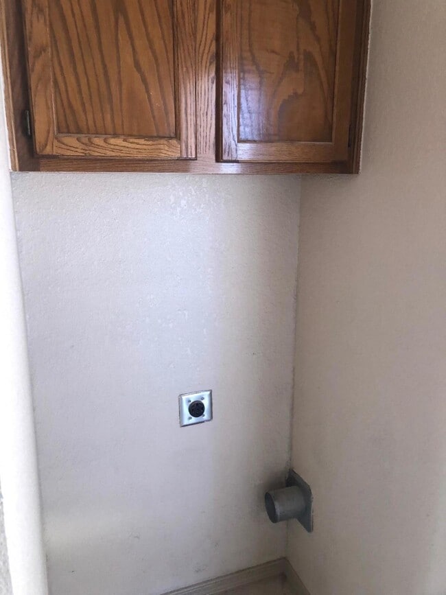 Building Photo - 4069 Tierra Venado Dr
