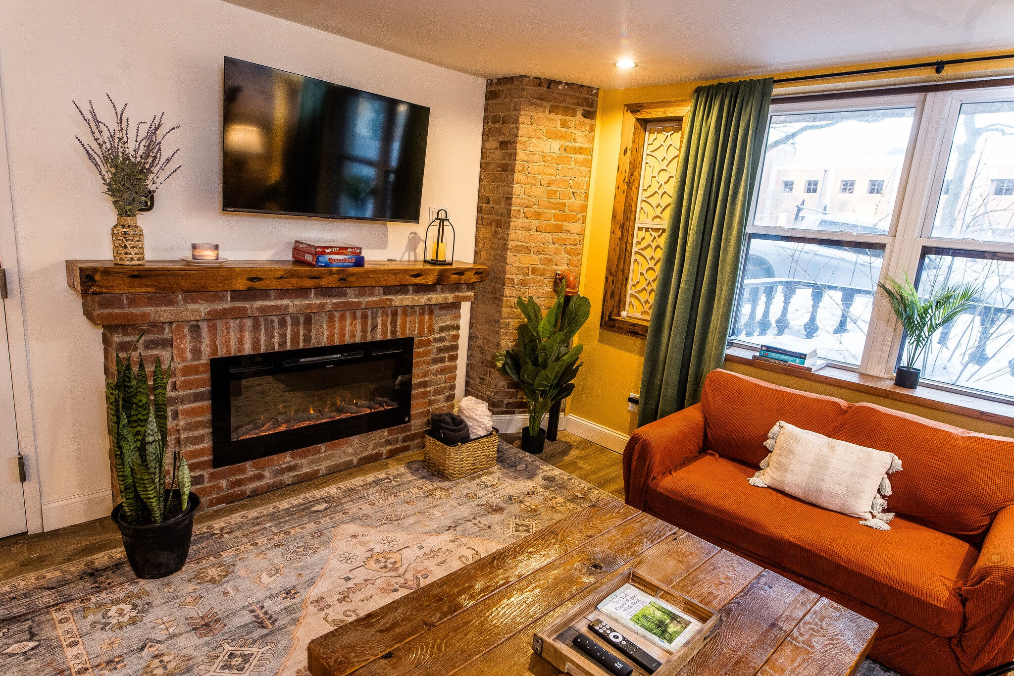 Building Photo - 5 Madison Pl