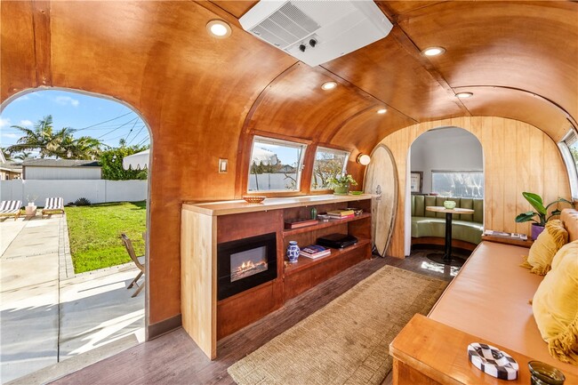 Building Photo - 5052 Audrey Dr