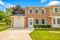 Building Photo - 1426 Walnut Cir