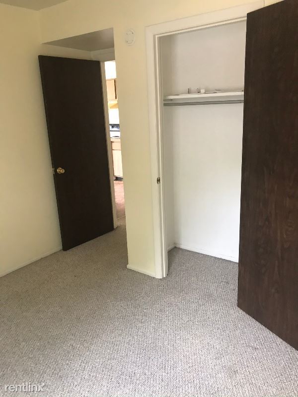 Building Photo - 10000 Puttington Dr